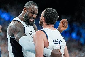 乌龙or泄密?ESPN标题惊现“詹姆斯加盟勇士” 实际内容毫不相干