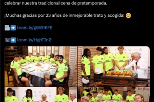 马卡报:马竞球员进行传统聚餐,新人负责用盘子切烤乳猪