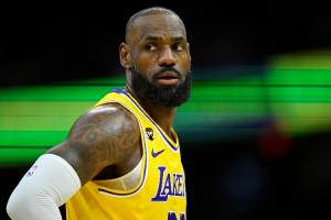 蜘蛛直播-免费无插件直播在线观看_蜘蛛直播nba免费高清现场直播