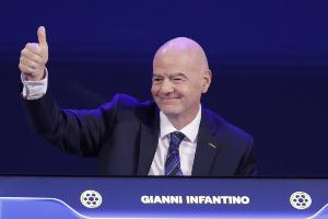世体:因凡蒂诺寻求连任,2030世界杯决赛地的选择将影响投票