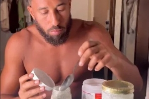 前热刺球星汤森为养生自制牙膏,球迷惊愕:牙膏而已,没必要吧