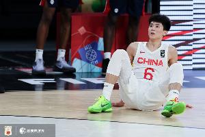 媒体人:希望李悦洲的机会能再多一点 为未来锻炼&储备一些潜力股