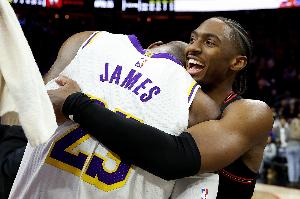 宾州州长:我们76人很可能拥有全NBA最好的首发五人组