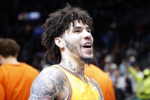 蜘蛛直播_蜘蛛免费NBA在线直播_蜘蛛足球无插件高清观看