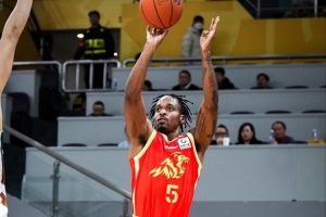 巴里·布朗CBA生涯至今荣誉:1次全明星 1次总冠军 1次总决赛MVP