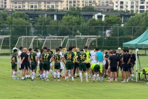 足球直播_足球免费在线高清直播_足球视频在线观看无插件