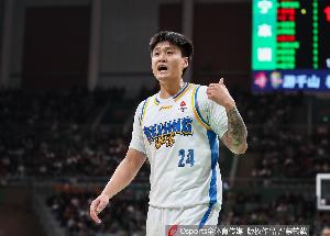 京媒:赵睿跟随球队前往雅安备战热身赛 此前他在夏训中出现伤病