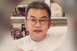 苏群:勇士这几年难有大作为 两年1.367亿续约库里一秒都不要犹豫