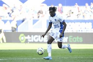 talksport:雷克瑟姆即将以200万镑,自曼城签下后卫伊萨・卡博雷