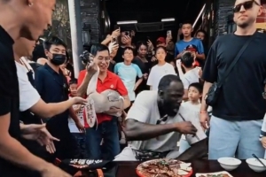 劲球直播-足球赛事直播-篮球赛事直播-NBA|CBA|英超直播