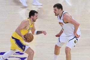 蜘蛛直播_蜘蛛免费NBA在线直播_蜘蛛足球无插件高清观看
