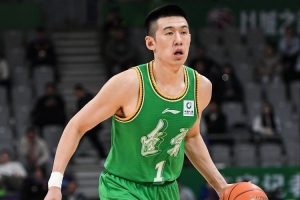辽宁新增注册13人:付豪续签两年顶薪合同 赵继伟顶薪合同还剩3年