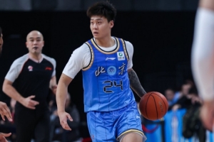 媒体人:赵睿夏联次战手感不佳 但造杀伤依旧很强罚球11罚全中