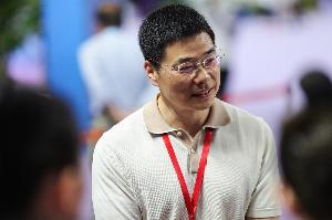杨毅:总局为杜绝山头文化不再任用退役名宿 改为用党政干部为主