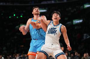 开拓者媒体人:杨瀚森不比克林根慢 他只是防守选位有问题