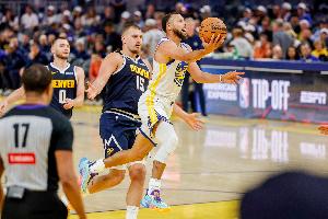 蜘蛛直播-免费无插件直播在线观看_蜘蛛直播nba免费高清现场直播