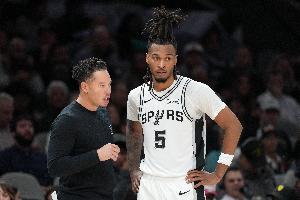 蜘蛛直播_蜘蛛免费NBA在线直播_蜘蛛足球无插件高清观看