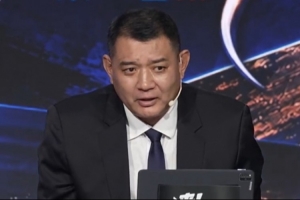 巩晓彬:山东阵容补强后 球迷给予厚望 但球队的磨合需要时间