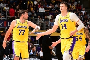 蜘蛛直播-免费无插件直播在线观看_蜘蛛直播nba免费高清现场直播